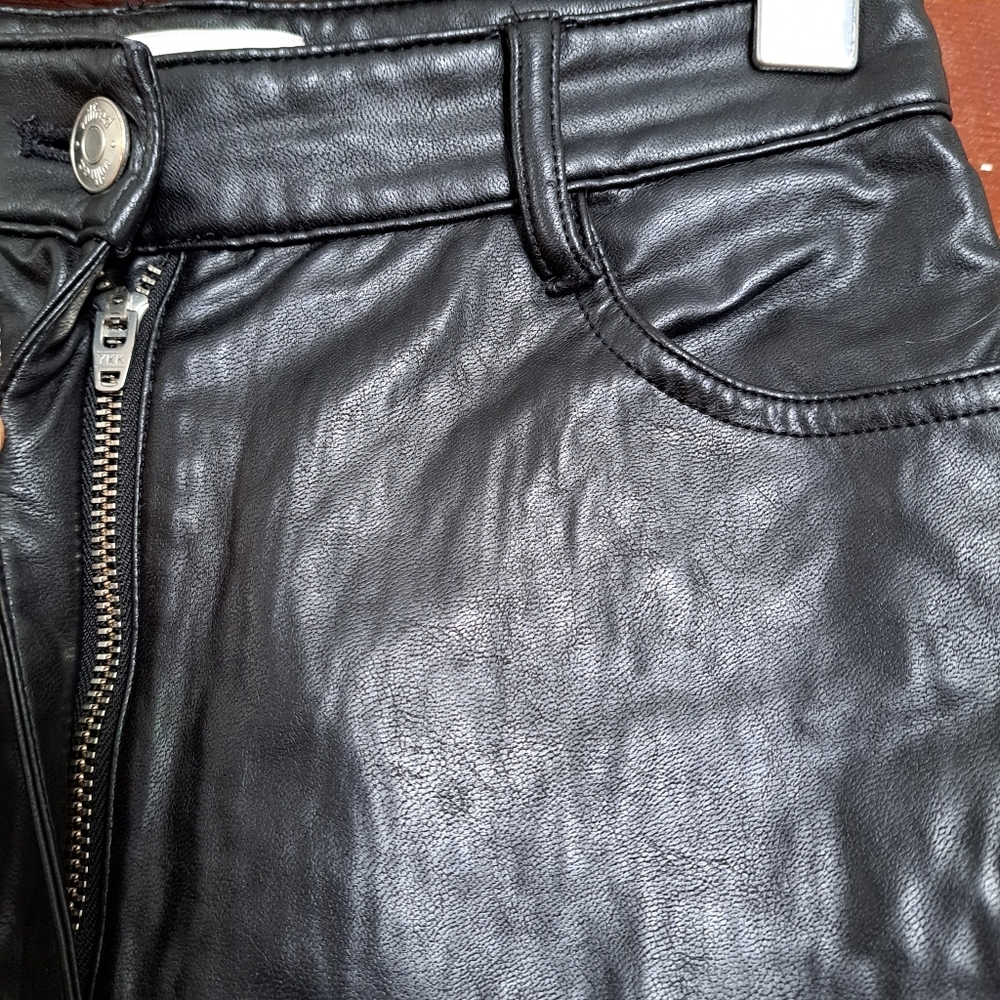 Wilfred Aritzia Black Faux Leather Pants | Size 00 | High Rise Straight Leg - Picture 9 of 10
